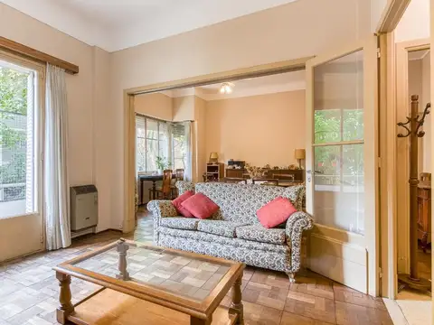 Depto Tipo Casa en Venta de 7 ambientes