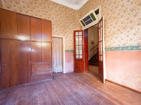 Almirante Cordero 100