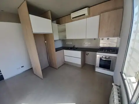 Depto Tipo Casa en Venta en Olivos, USD 210.000