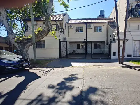 Alquila PH 2 ambientes Villa Ballester 