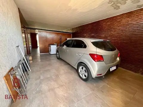 Calle 11 e/ 162 Norte y 163 4000