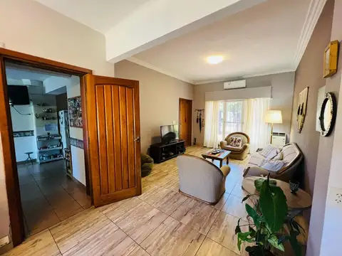 Casa en Venta en Martinez, USD 350.000