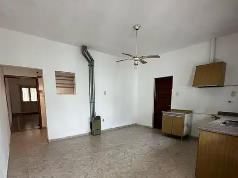 Casa 3 ambientes con 1 baño