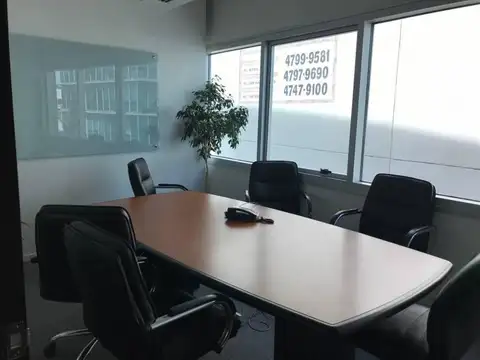 Oficina en Venta con 9 cocheras