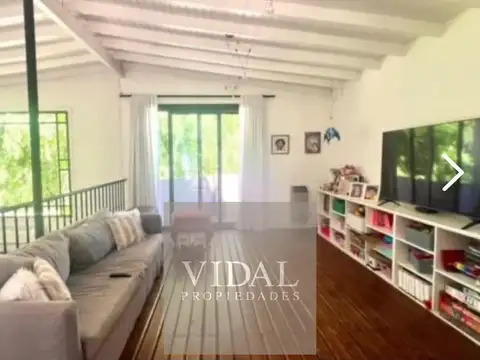 Casa en Alquiler Temporal con 1 cochera