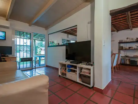 Venta casa 5 ambientes Don Torcuato