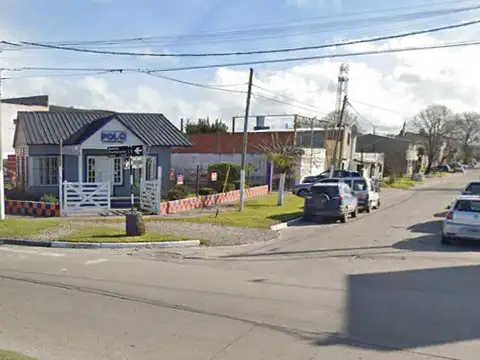 IMPORTANTE ESQUINA EN ALQUILER COMERCIAL. VARIOS RUBROS