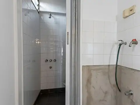 Depto Tipo Casa en Venta 50 años