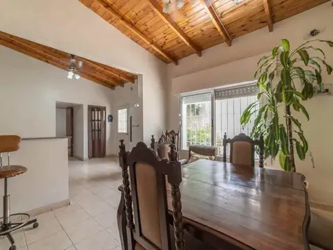 VENTA CASA 3 AMB RECICLADA COCHERA VILLA MARTELLI