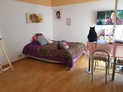 Paraguay 700, Piso 9