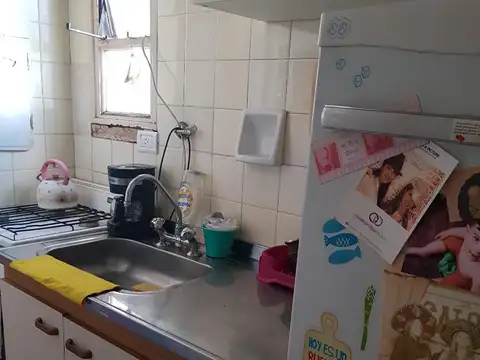 Paraguay 700, Piso 9