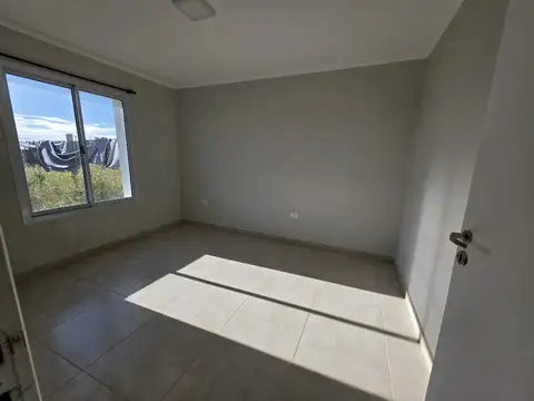 Alquilo Casa Dos Habitaciones en Caseros, Entre Ríos