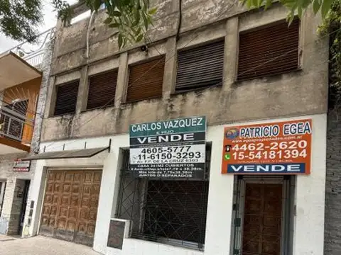 Casa  en VENTA de 5 amb, con dependencia - Villa Lugano