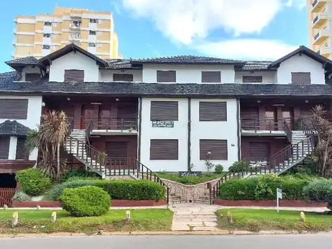 Dúplex - Venta - Villa Gesell - 2 Cocheras - Gas NATURAL - Céntrico