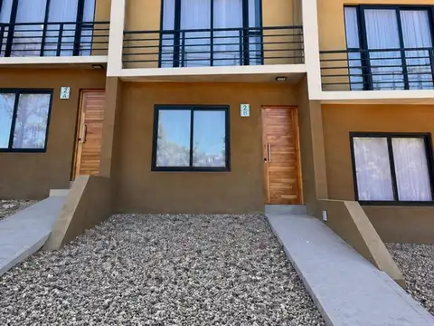 Casa Triplex en venta Nayades Acepta Permuta