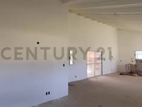 Enrrique Larreta 100, Piso 0