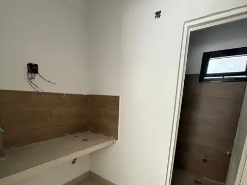 Local  - ESTRENAR - Ituzaingó Sur - M. Acosta al 200