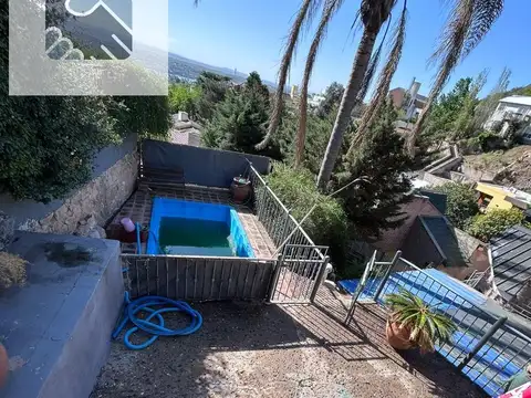 Casa 6 ambientes con 3 baños