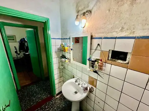 VENTA CASA 3 AMBIENTES QUILMES OESTE CON LOCAL