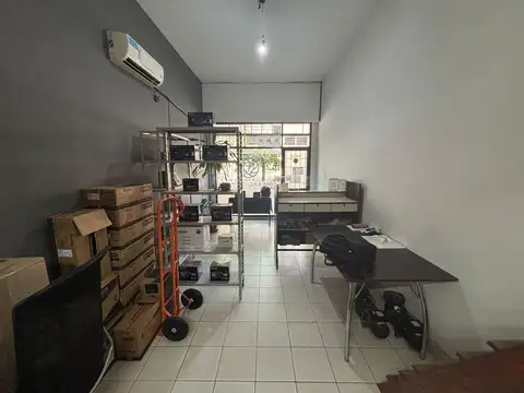 Local en Venta 44 años