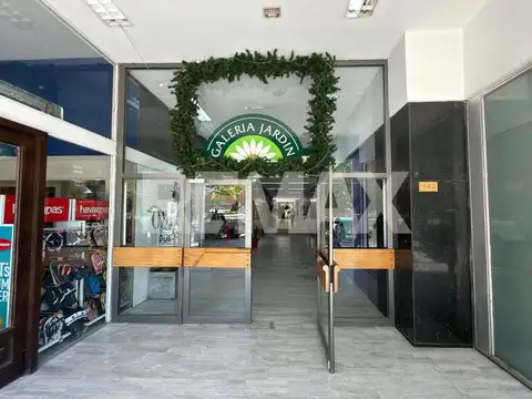 Oficina Monoambiente con 1 baño