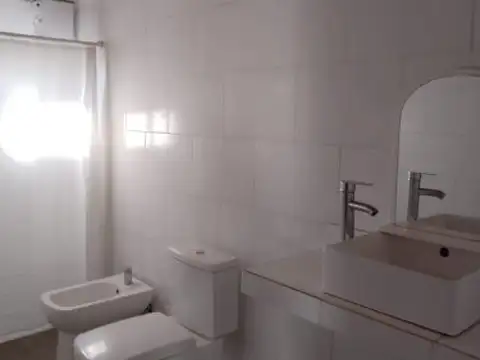 Río cuarto 2415 , Piso 0