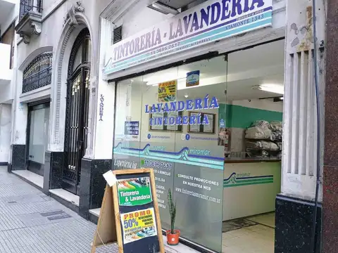 Local a la Calle con Renta en Venta - Tribunales