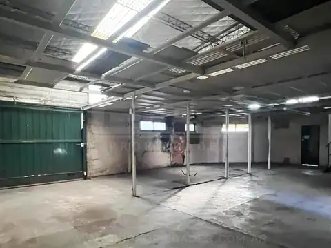 Alfonsina Storni al 5900 entre Virrey Loretto y Santa Cruz