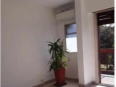 Departamento en Alquiler en Parque Chacabuco, $ 950.000