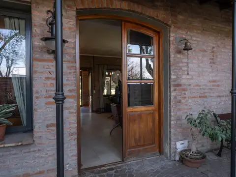 Casa en Venta al Este