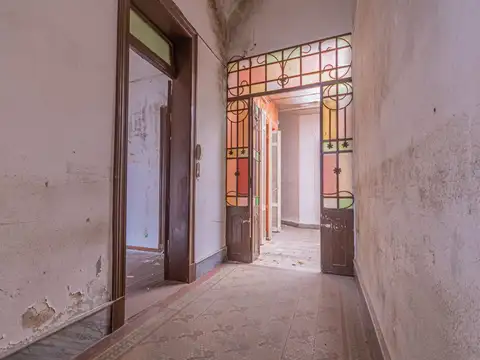 VENTA CASA ANTIGUA EN PH A RECICLAR ZONA ABASTO