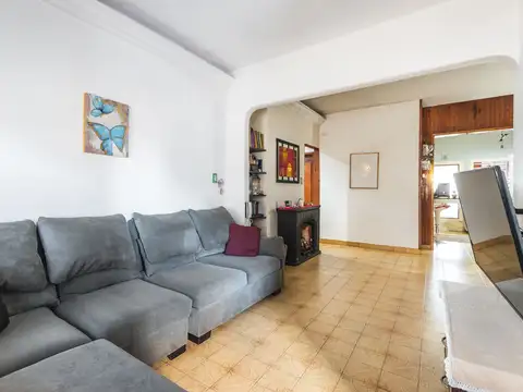 Depto Tipo Casa en Venta en Lomas de Zamora, USD 78.000
