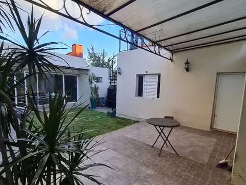 En venta majestuosa casa 4 dormitorios zona Cristo