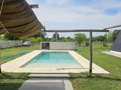 Casa 5 ambientes con 2 baños