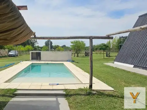 Casa 5 ambientes con 2 baños