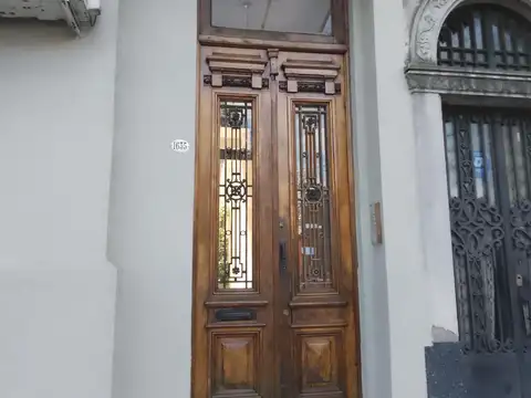 PH 2 ambientes en 1° piso por escalera Apto profesional 35 m² totales San Cristóbal