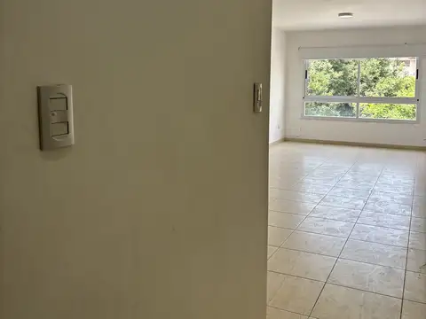 MONOAMBIENTE EN ALQUILER EXCELENTE UBICACION