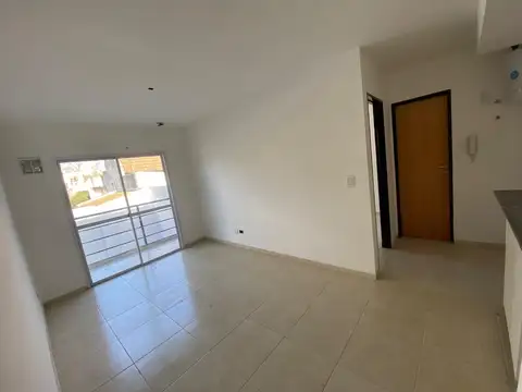 General Juan Esteban Pedernera 200