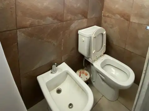 Casa en Venta con 4 cocheras