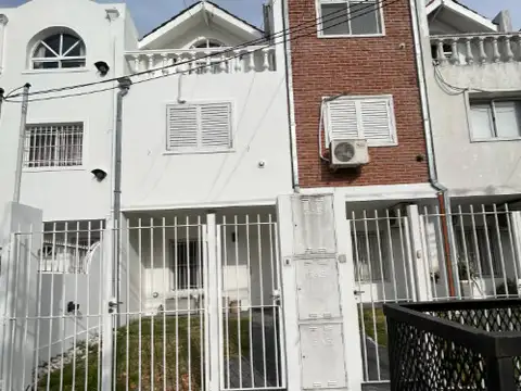 Triplex-Alquiler-Ciudad Jardín