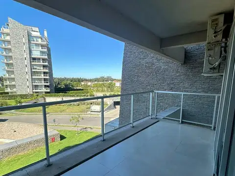 Departamento 2 ambientes con 2 baños