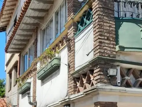 Depto Tipo Casa en Venta con 1 cocheras