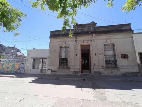 Casa antigua centrica