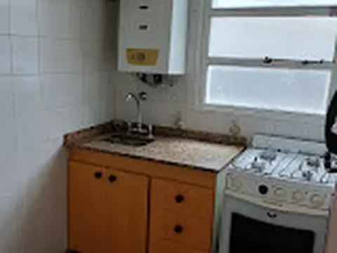 Departamento en Alquiler en Almagro, $ 700.000