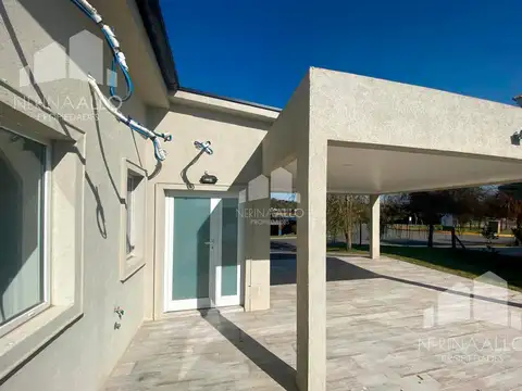 Casa en Venta en El Cazal, USD 280.000