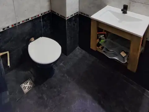 Depto Tipo Casa en Venta 40 años