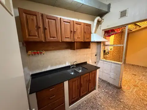 Depto Tipo Casa 5 ambientes con 2 baños