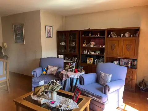 Depto Tipo Casa en Venta de 4 ambientes