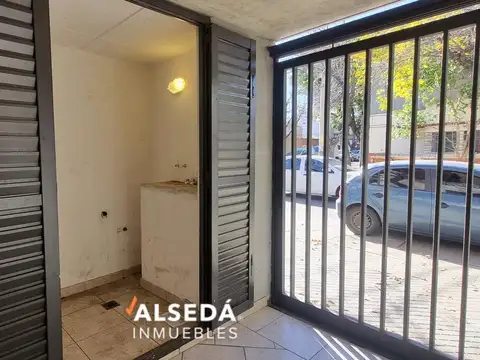Departamento en Alquiler en Arroyito, $ 300.000