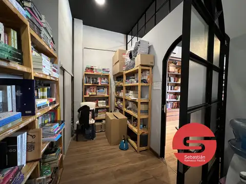 Local en venta barrio Fisherton Plaza mall inversión